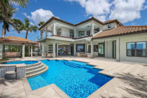 632 REGATTA WAY, BRADENTON, FL 34208 Sold 12/28/23