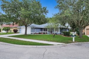 6717 WILLOW POND LANE, SARASOTA, FL 34240 Sold 03/29/24