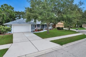 6717 WILLOW POND LANE, SARASOTA, FL 34240 Sold 03/29/24