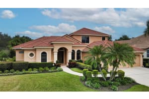 7305 TORI WAY, LAKEWOOD RANCH, FL 34202 Sold 12/05/23