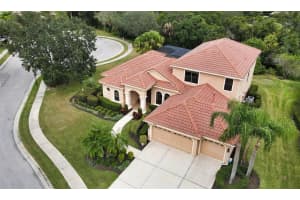 7305 TORI WAY, LAKEWOOD RANCH, FL 34202 Sold 12/05/23