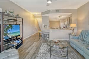 5450 BENTGRASS DRIVE, SARASOTA, FL 34235 Sold 12/13/23