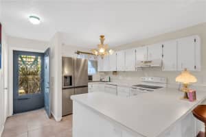 6033 34TH STREET, BRADENTON, FL 34210 Sold 02/28/24