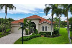 5131 CHATEAU COURT, SARASOTA, FL 34238 Sold 02/29/24