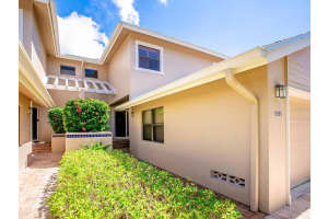 5355 LANDINGS BOULEVARD, SARASOTA, FL 34231 Sold 11/15/23