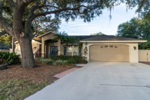 1608 TOWERING OAK DRIVE, SARASOTA, FL 34232 Sold 11/09/23