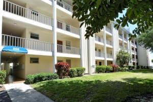600 SUTTON PLACE, LONGBOAT KEY, FL 34228 Sold 07/23/24