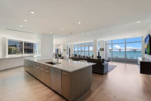 280 GOLDEN GATE POINT, SARASOTA, FL 34236 Sold 11/17/23