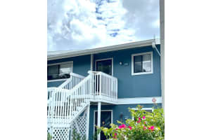 6033 34TH STREET, BRADENTON, FL 34210 Sold 11/06/23