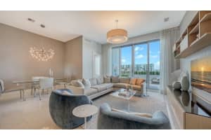 111 PINEAPPLE AVENUE, SARASOTA, FL 34236 Sold 01/04/24
