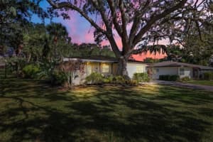 3303 RAMBLEWOOD WAY, SARASOTA, FL 34237 Sold 11/27/23