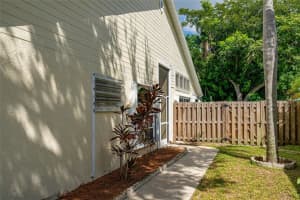 7815 GENEVA LANE, SARASOTA, FL 34243 Sold 12/17/23
