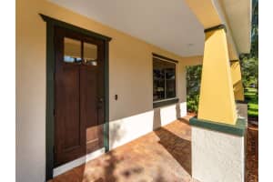 7118 35TH LANE, SARASOTA, FL 34243 Sold 12/05/23