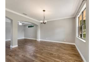 7118 35TH LANE, SARASOTA, FL 34243 Sold 12/05/23