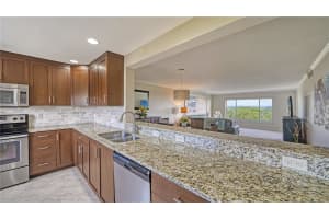 4540 GULF OF MEXICO DRIVE, LONGBOAT KEY, FL 34228 Sold 03/20/24