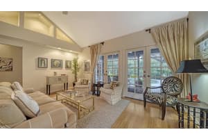 5170 KESTRAL PARK TERRACE, SARASOTA, FL 34231 Sold 11/14/23