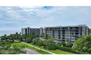 1065 GULF OF MEXICO DRIVE, LONGBOAT KEY, FL 34228 Sold 12/04/23