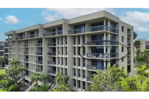 1065 GULF OF MEXICO DRIVE, LONGBOAT KEY, FL 34228 Sold 12/04/23