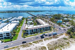 501 GULF DRIVE, BRADENTON BEACH, FL 34217 Sold 11/17/23