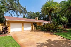 1713 NORTH DRIVE, SARASOTA, FL 34239 Sold 10/15/25