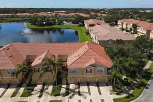 3542 PARKRIDGE CIRCLE, SARASOTA, FL 34243 Sold 02/16/24