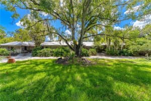 2140 DESOTO ROAD, SARASOTA, FL 34234 Sold 03/28/24