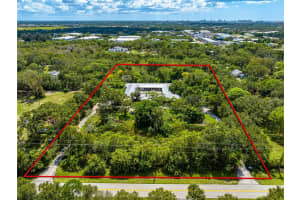 2140 DESOTO ROAD, SARASOTA, FL 34234 Sold 03/28/24