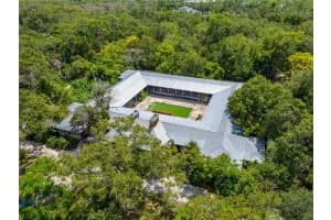 2140 DESOTO ROAD, SARASOTA, FL 34234 Sold 03/28/24