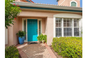 5453 EAGLES POINT CIRCLE, SARASOTA, FL 34231 Sold 12/13/23