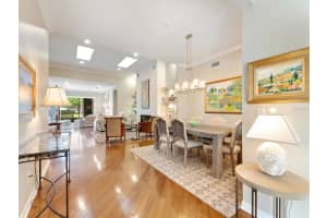 5453 EAGLES POINT CIRCLE, SARASOTA, FL 34231 Sold 12/13/23