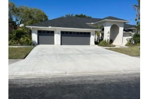 4493 SHADOWLEAF DRIVE, SARASOTA, FL 34233 Sold 12/15/23