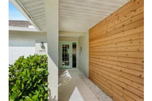 3659 KINGSTON BOULEVARD, SARASOTA, FL 34238 Sold 11/30/23