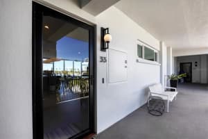 226 GOLDEN GATE POINT, SARASOTA, FL 34236 Sold 12/18/23