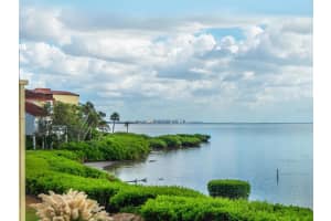 6430 SUN EAGLE LANE, BRADENTON, FL 34210 Sold 01/17/24