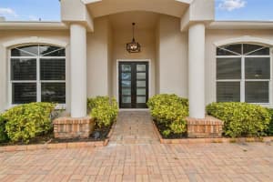 9977 LAUREL VALLEY AVENUE CIRCLE, BRADENTON, FL 34202 Sold 05/30/24