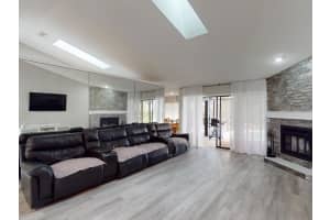 6029 RAVENWOOD DRIVE, SARASOTA, FL 34243 Sold 03/11/24