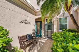 5239 PARISIENNE PLACE, SARASOTA, FL 34238 Sold 11/29/23