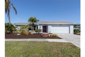 1905 OAK VIEW DRIVE, SARASOTA, FL 34232 Sold 03/01/24