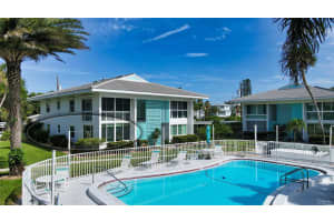 5400 GULF DRIVE, HOLMES BEACH, FL 34217 Sold 03/29/24