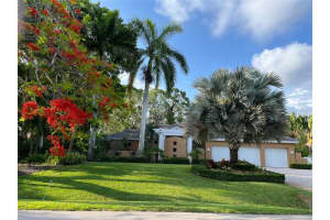1615 LAKE SHORE DRIVE, SARASOTA, FL 34231 Sold 05/08/24