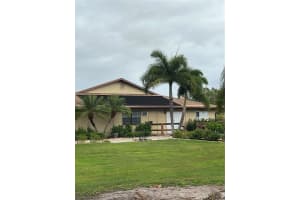 4249 66TH STREET CIRCLE, BRADENTON, FL 34209 Sold 03/27/24