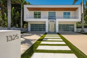 1325 WESTWAY DRIVE, SARASOTA, FL 34236 Sold 06/07/24