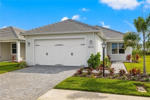 8149 STERNWAY ROAD, SARASOTA, FL 34240 Sold 12/01/23