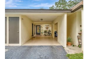6910 WOODWIND DRIVE, SARASOTA, FL 34231 Sold 12/21/23