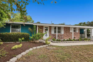 6426 COLONIAL DRIVE, SARASOTA, FL 34231 Sold 04/15/24