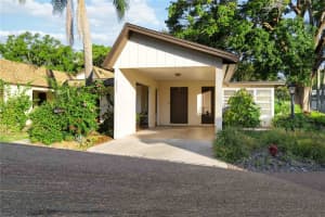 6804 WOODWIND DRIVE, SARASOTA, FL 34231 Sold 11/17/23