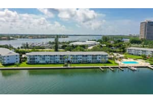 775 JOHN RINGLING BOULEVARD, SARASOTA, FL 34236 Sold 11/14/23