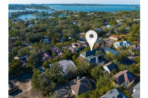 1716 STAPLETON STREET, SARASOTA, FL 34239 Sold 12/14/23