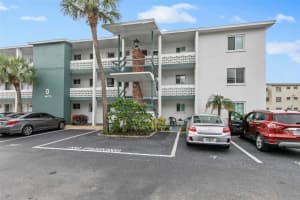 1828 SUNNY DRIVE, BRADENTON, FL 34207 Sold 02/23/24