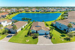 13312 SAW PALM CREEK TRAIL, LAKEWOOD RANCH, FL 34212 Sold 11/17/23